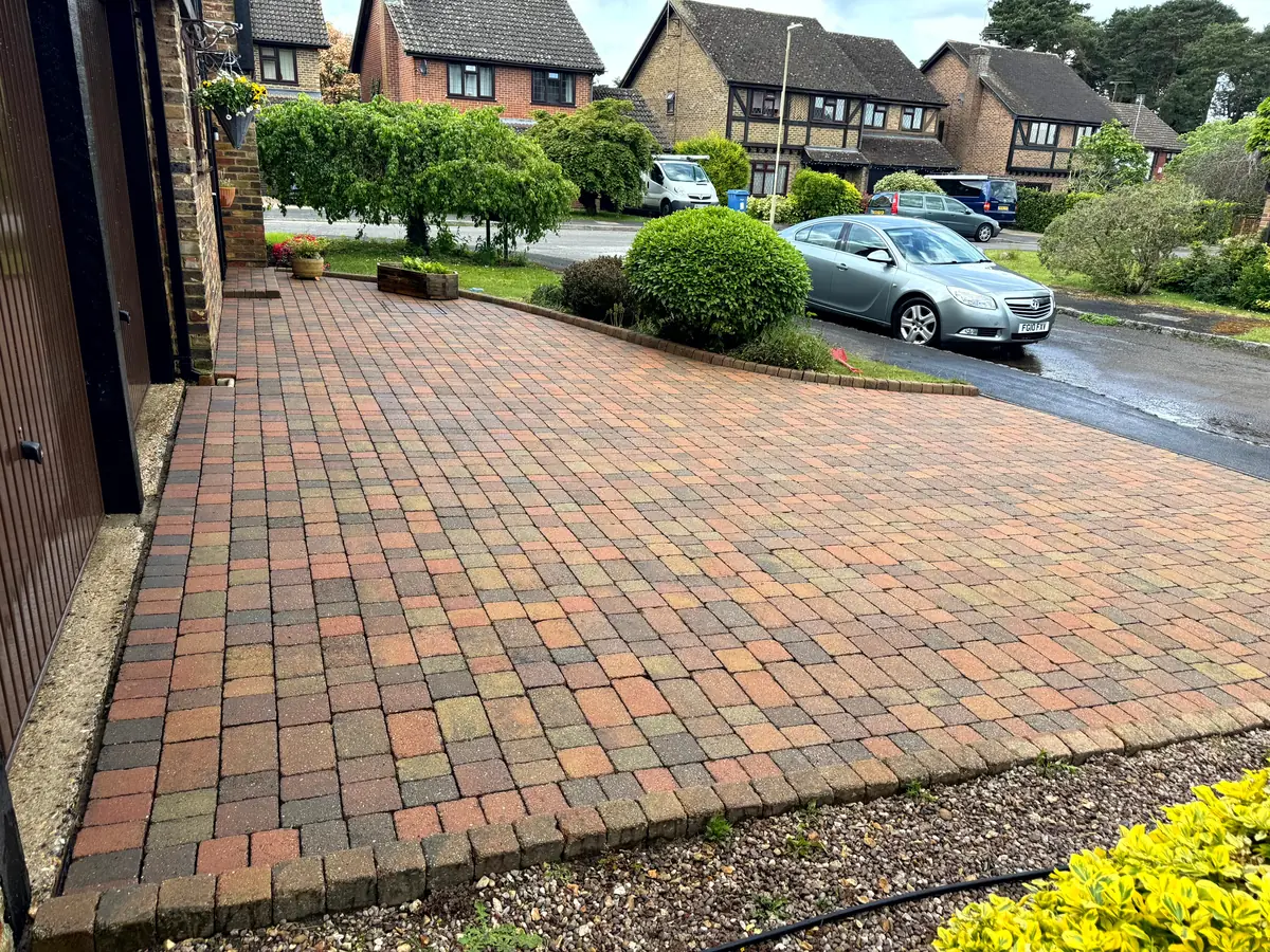 Clean driveway in Cranleigh, Surrey after pressure washing